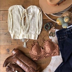 Savannah 7’s Embroidered Top